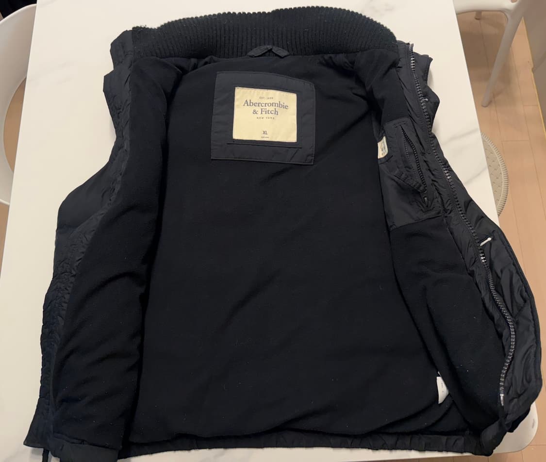 아베크롬비 패딩조끼 XL(105-110) 정품 상품이미지6