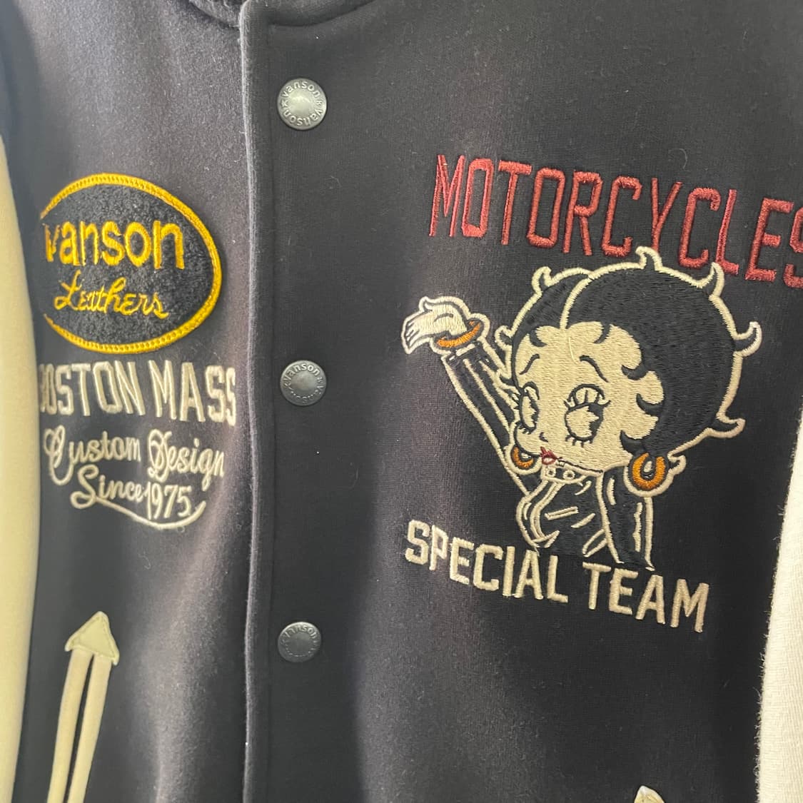 밴슨 x 베티붑 바시티 자켓 상품이미지5