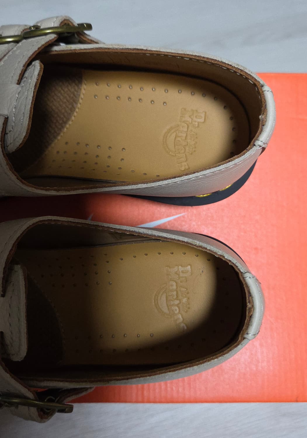 닥터마틴 메리제인 사바나 탄 상품이미지5