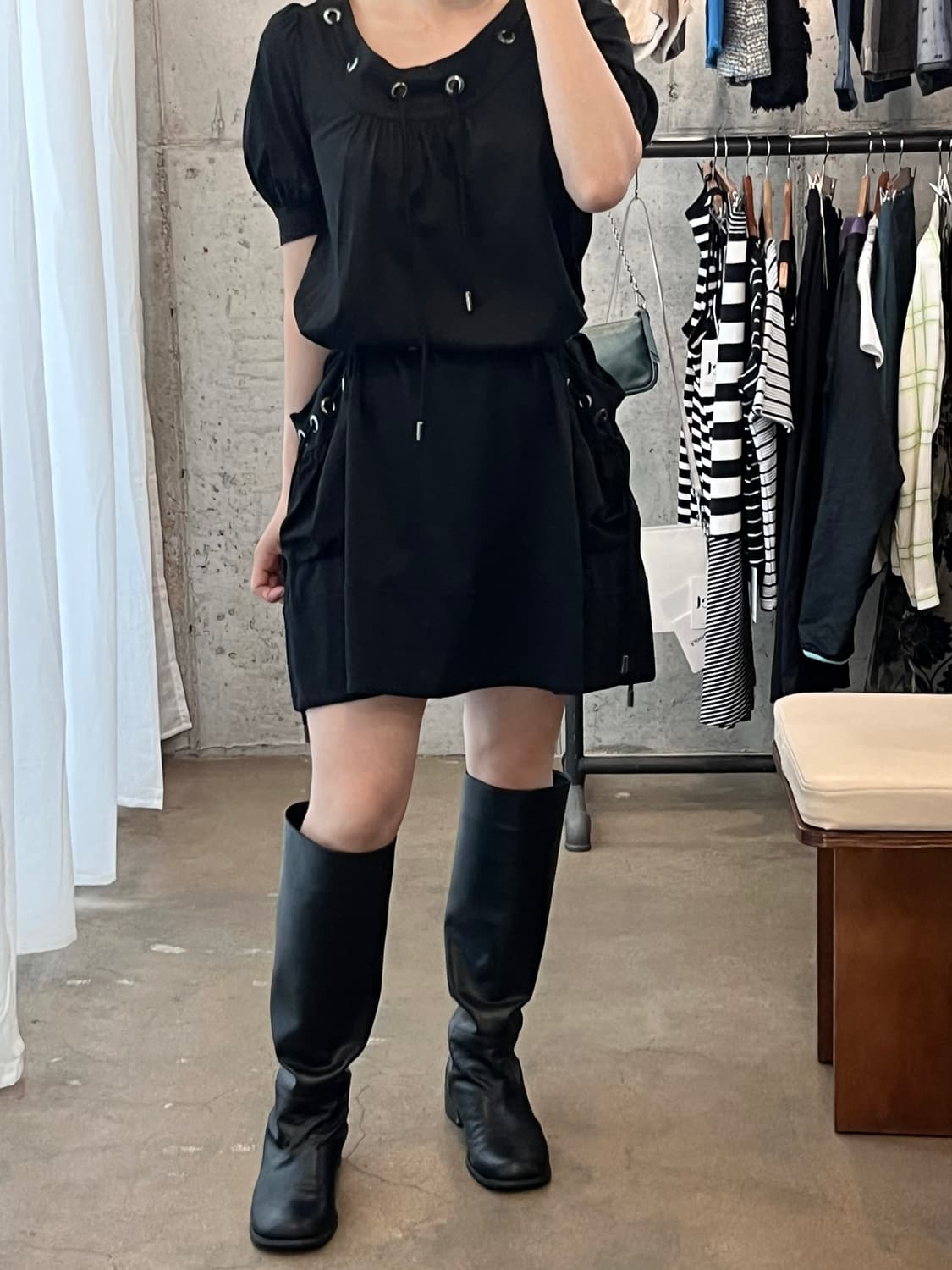 버버리 펀칭 디테일 퍼프 원피스 상품이미지6
