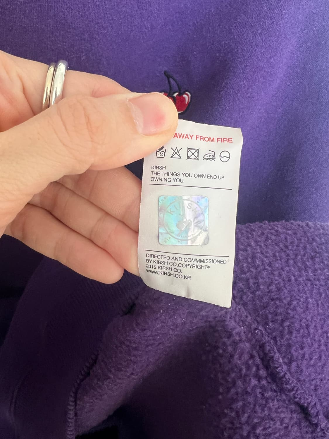 KIRSH 키르시 스몰 체리 로고 기모 맨투맨 Purple 상품이미지6