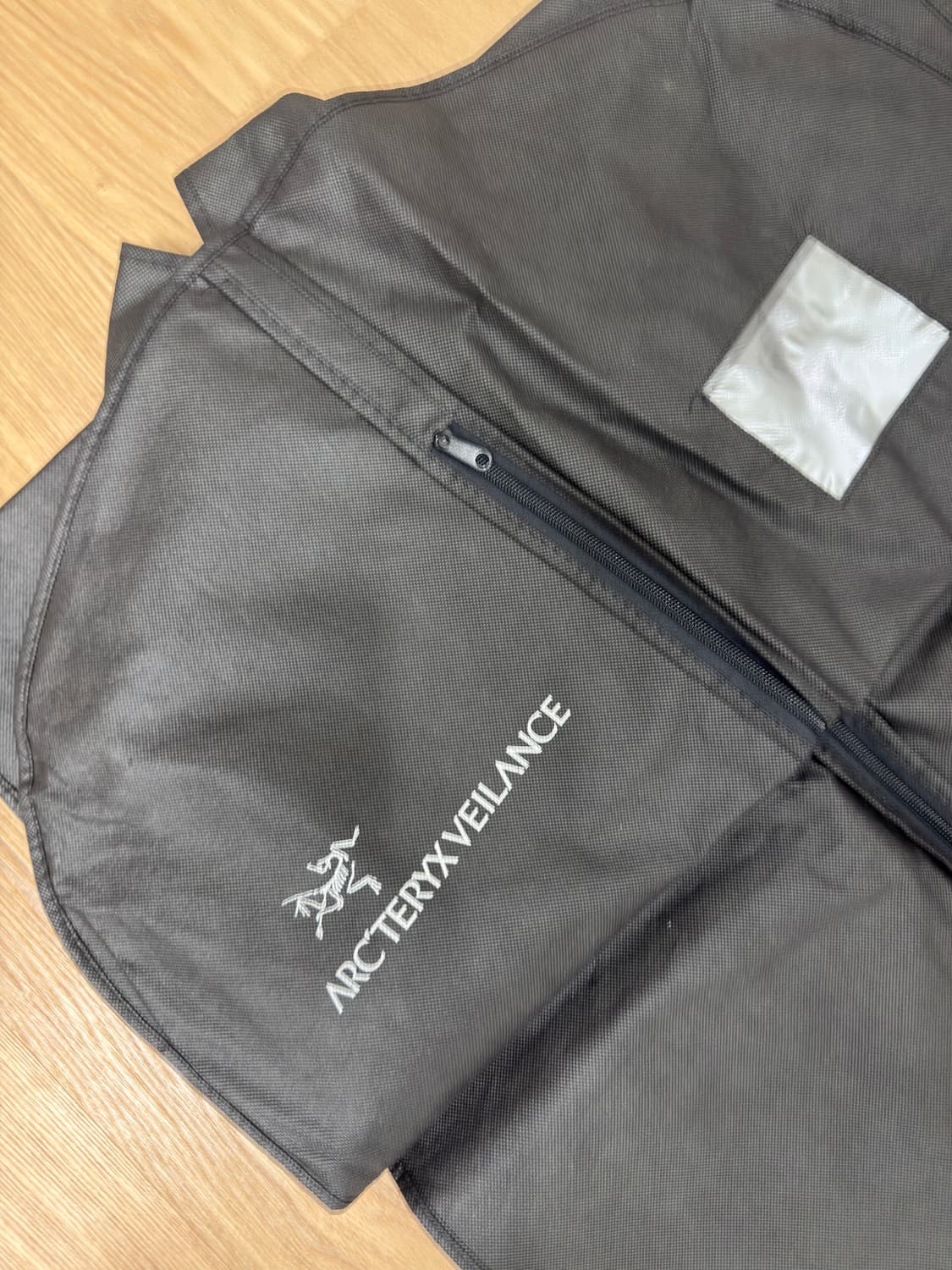 아크테릭스 베일런스 LT 블레이저 자켓 미사용 제품 상품이미지4