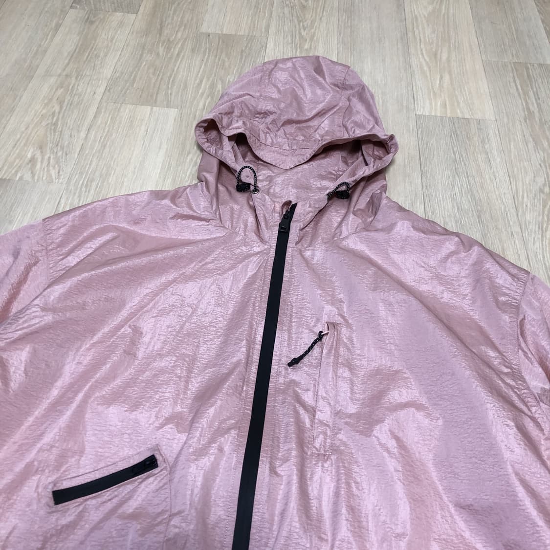 (2) 새상품 디미트리 블랙 2WAY 나일론 메탈후드 윈드브레이커 핑크 상품이미지7