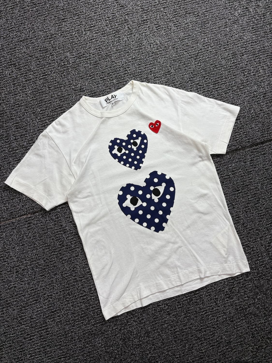 꼼데가르송 플레이 폴카 닷 더블하트 티셔츠 2002 상품이미지1