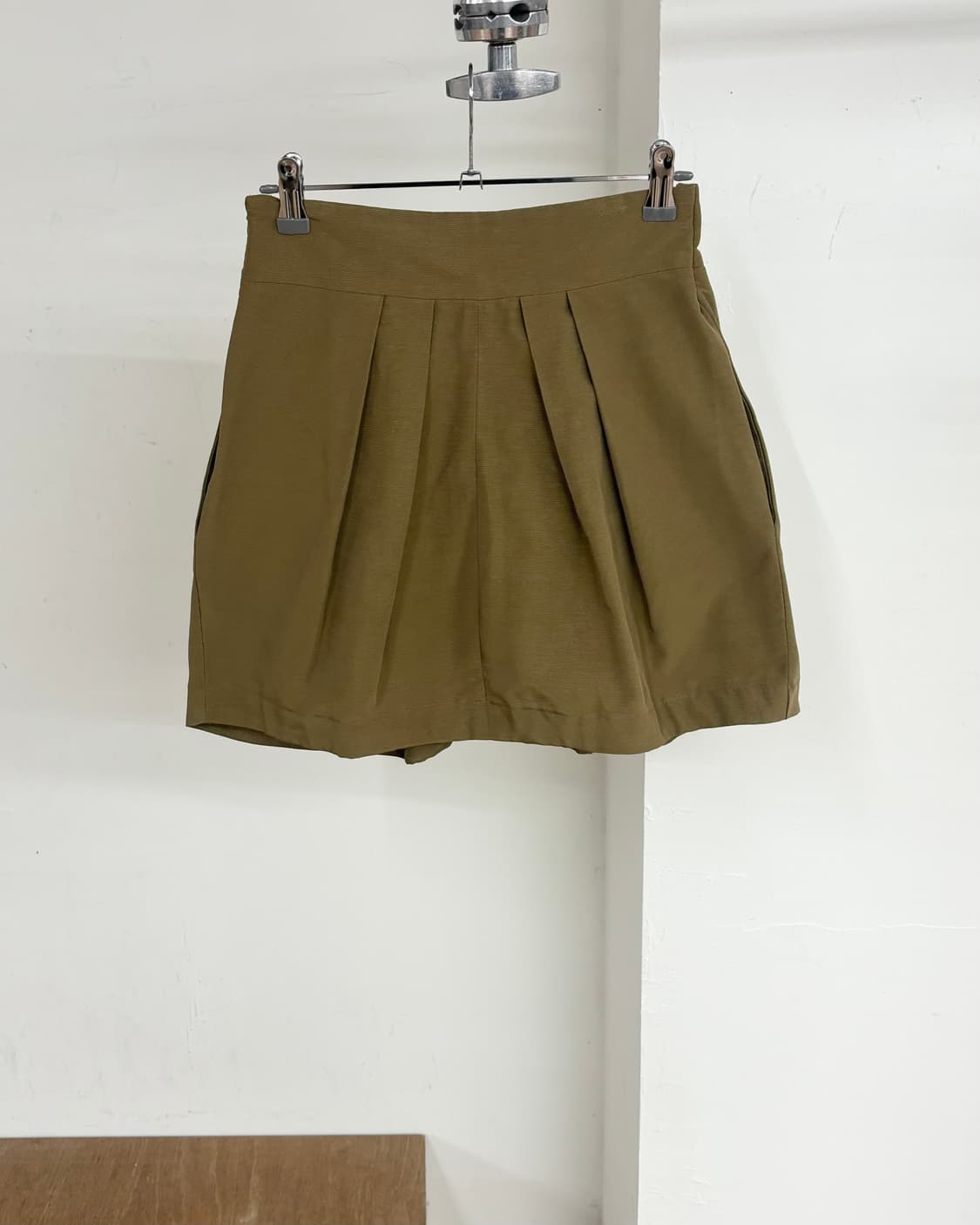 씨 바이 끌로에 브라운 플리츠 쇼츠 스커트  상품이미지4