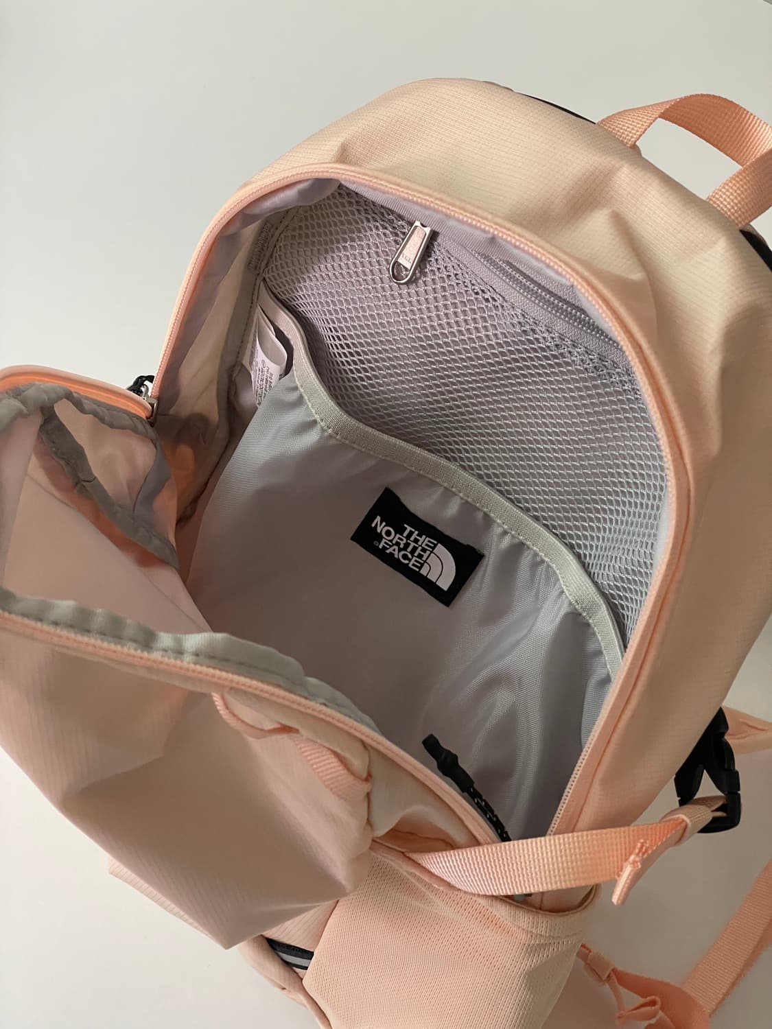 The North Face Stream 12L backpack 상품이미지4
