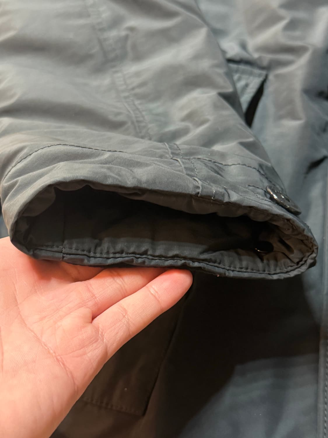 {당일 발송/XL} 스톤아일랜드 마이크로 랩스 패딩 다크 네이비 상품이미지5