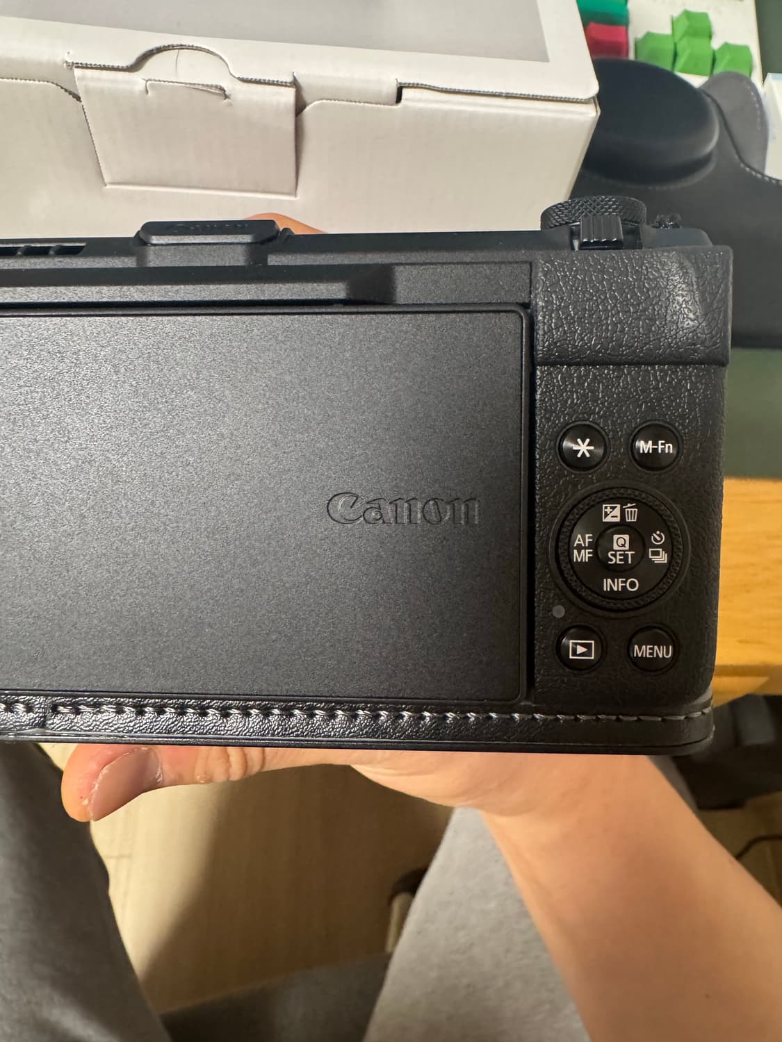 캐논 파워샷 V1 카메라 풀박스 팝니다(악세사리 풀구성) 상품이미지6