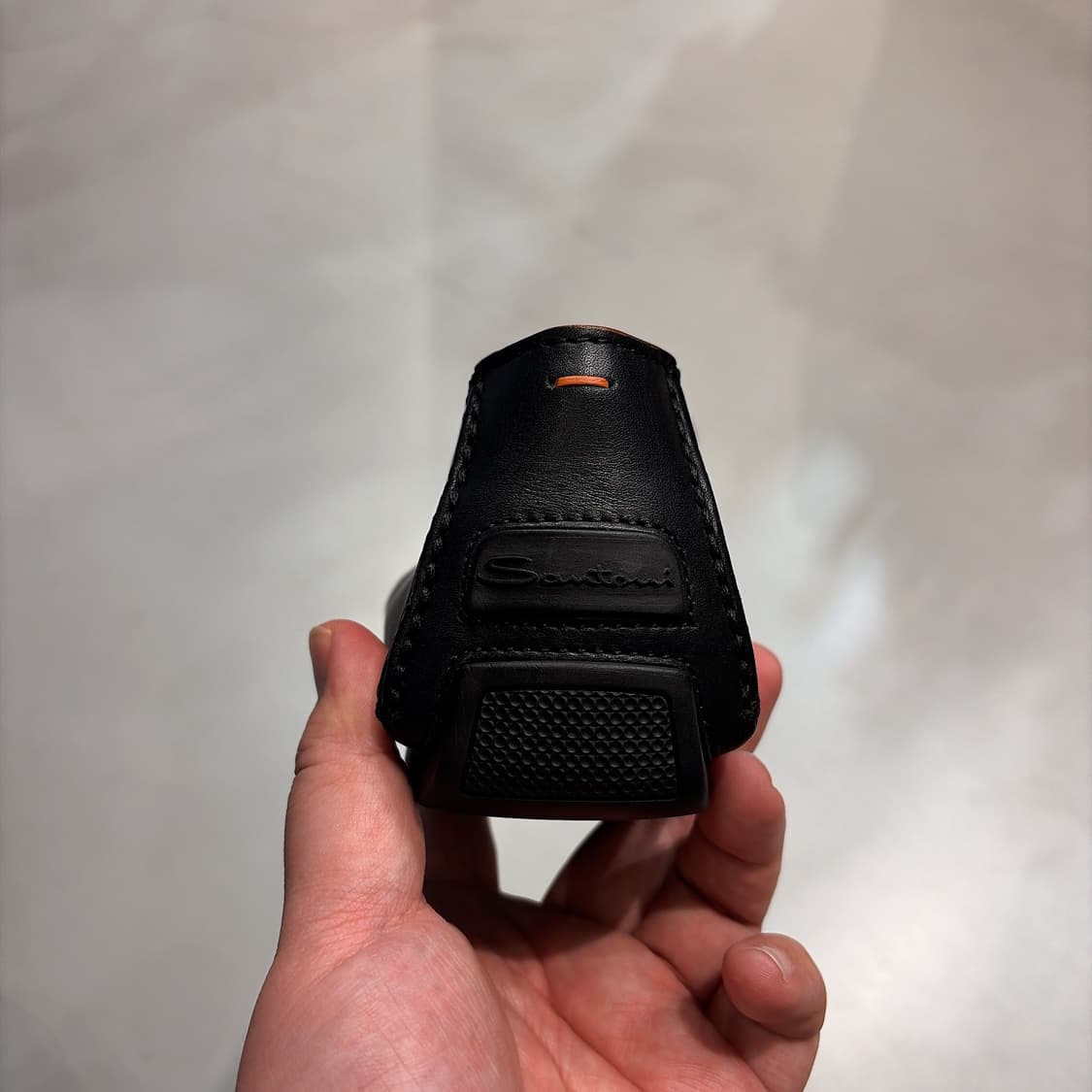 (정품/새상품) SANTONI 산토니 남성 블랙 레더 로퍼 상품이미지4