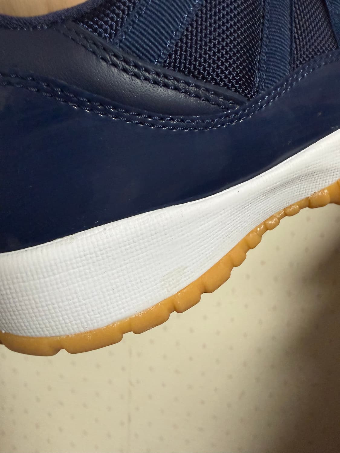 에어 조던 11 레트로 로우 네이비 검 7Y 상품이미지4