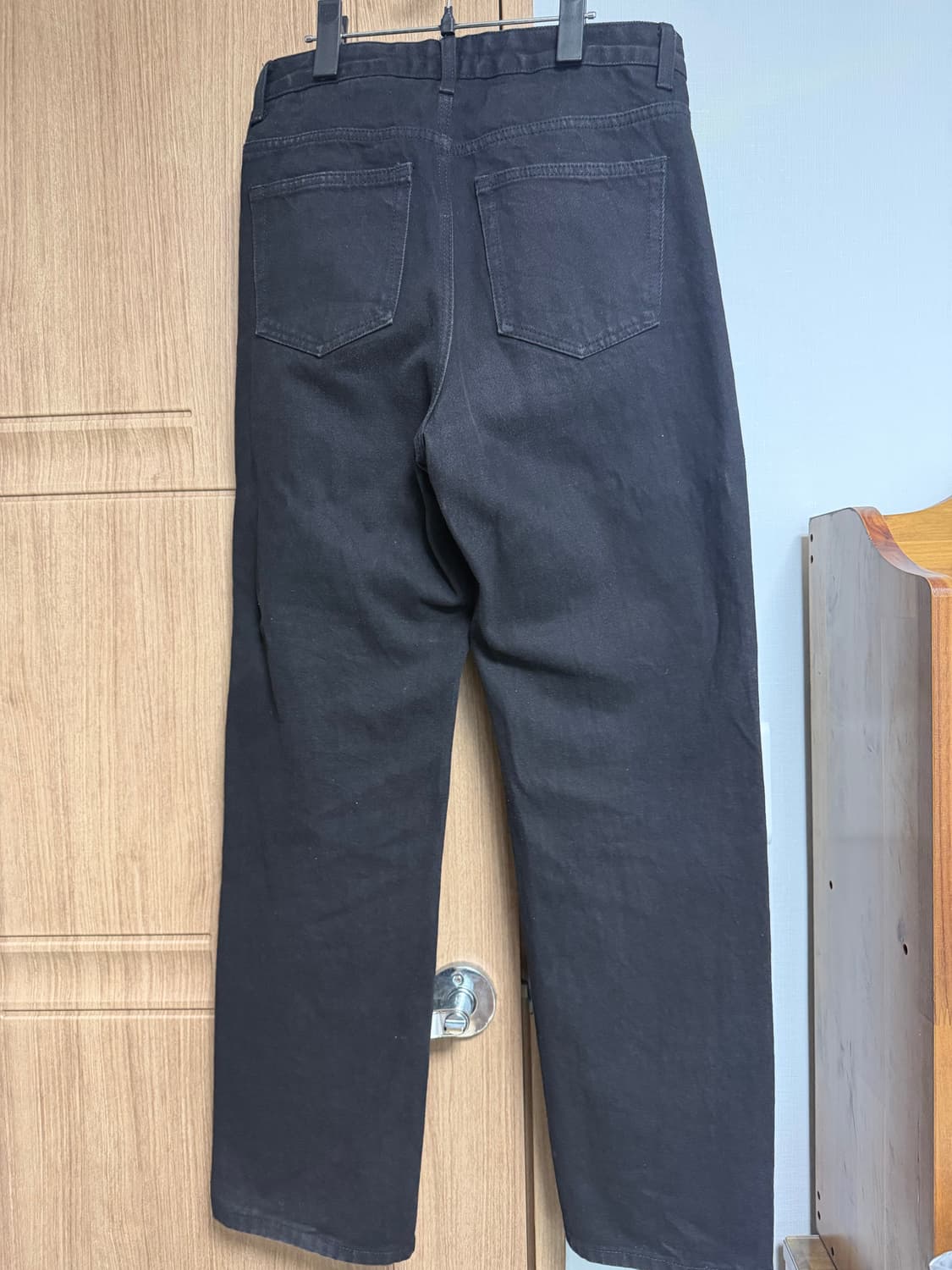 무탠다드 레귤러 데님팬츠 블랙 상품이미지3