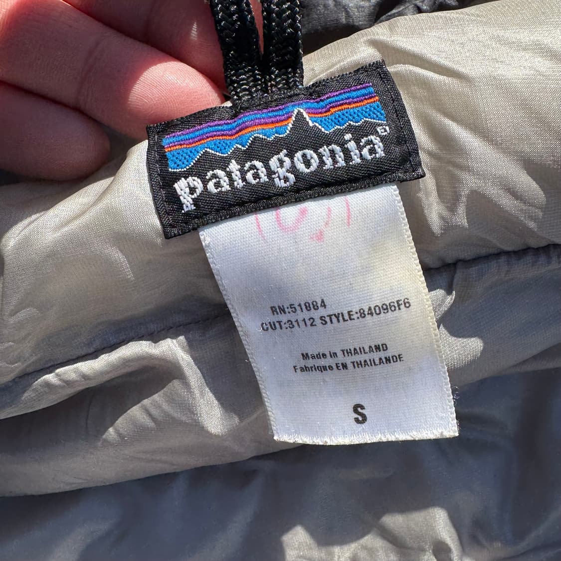 [M] 06 Patagonia 파타고니아 다스 파카 상품이미지10