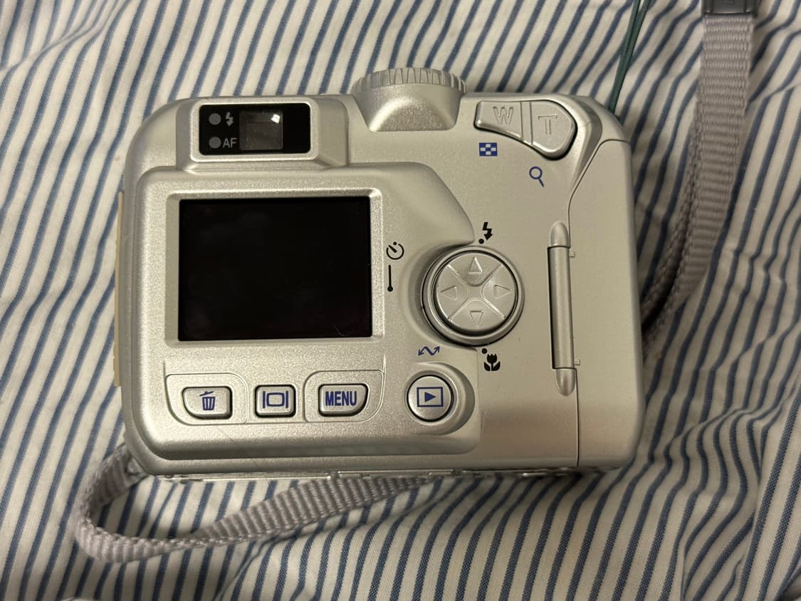 니콘 쿨픽스 coolpix 3100 디카 상품이미지3