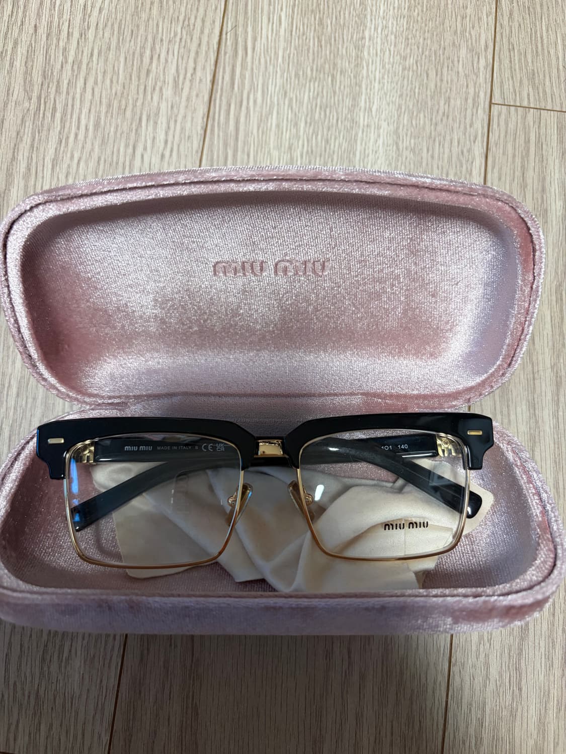 미우미우 스퀘어 안경 상품이미지1