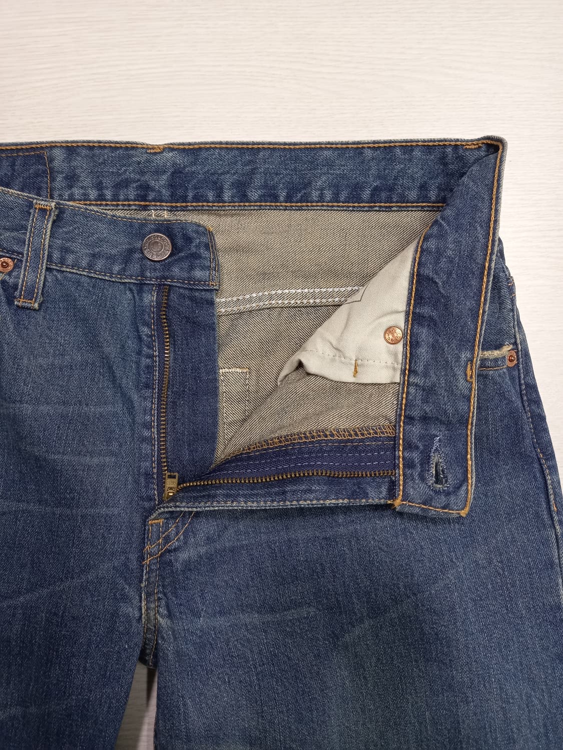 30 리바이스507 04 데미지워싱 부츠컷 리폼드진 30-189 상품이미지8