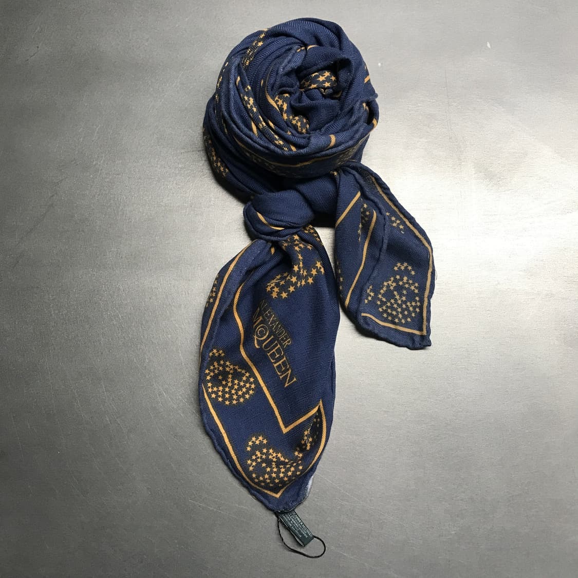 알렉산더 맥퀸 패턴 스카프 상품이미지1