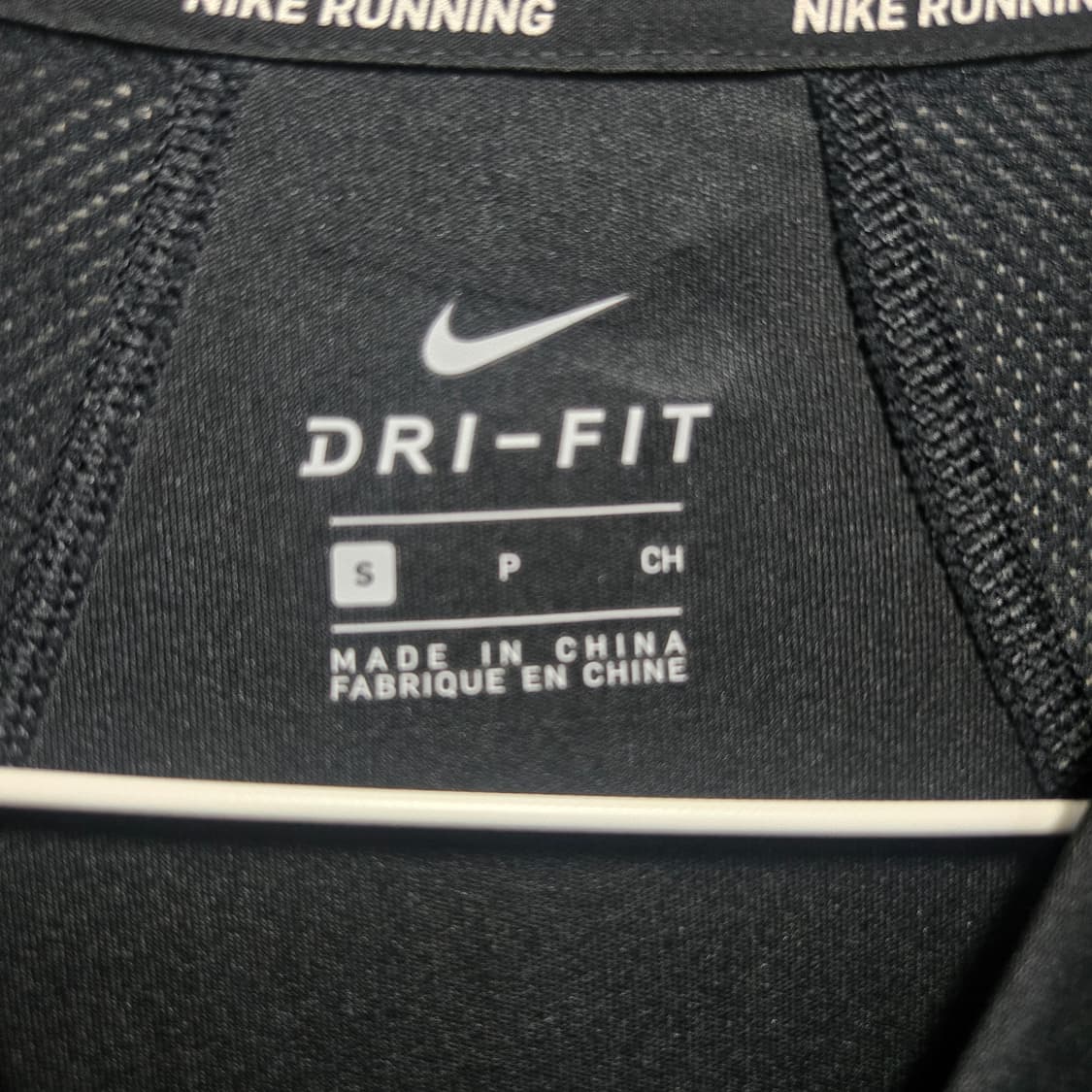 나이키 여성  스우시 드라이핏 러닝 긴팔 블랙  상품이미지5