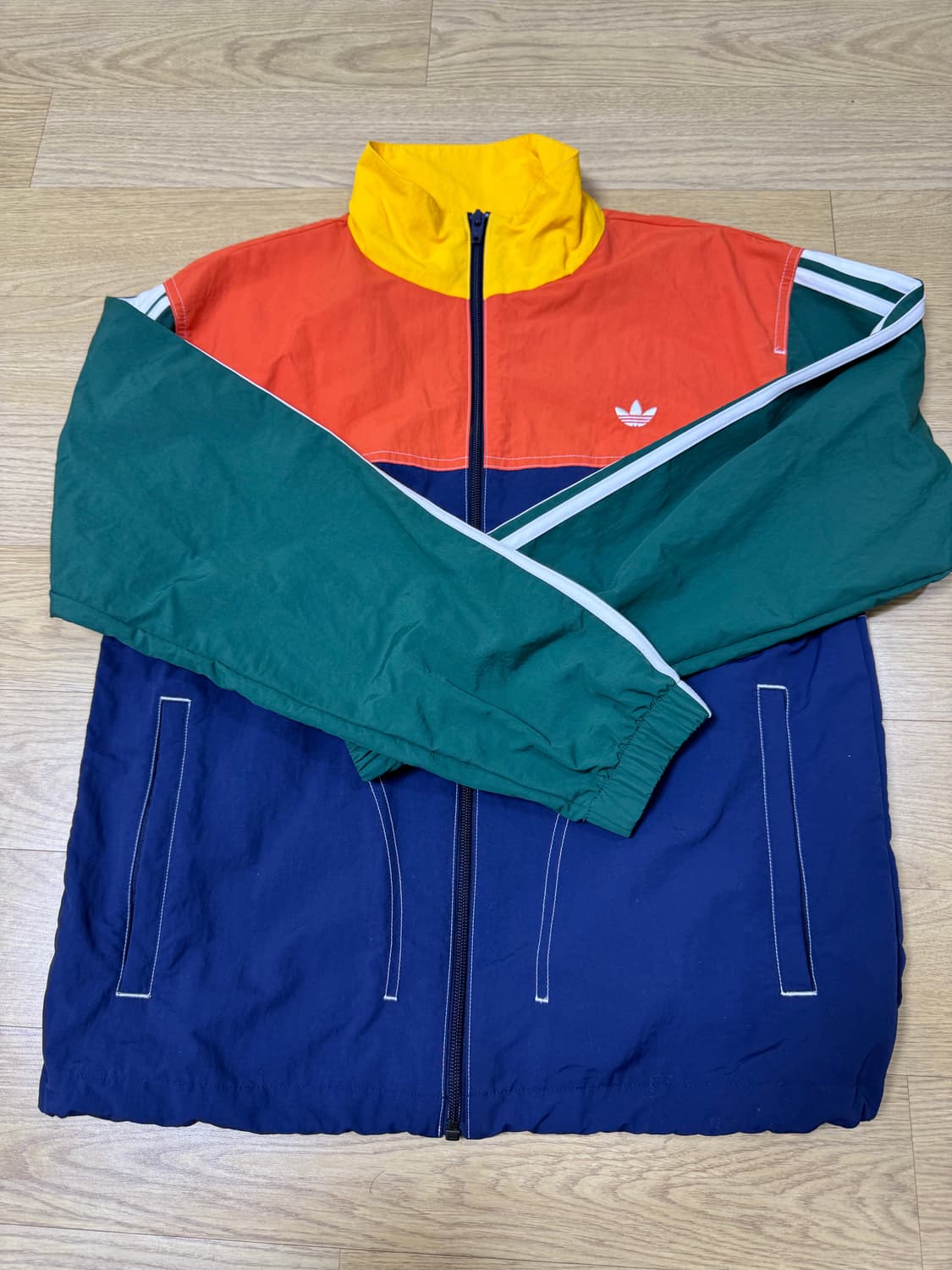아디다스 오리지널 멀티컬러 바람막이 자켓 XS 상품이미지3