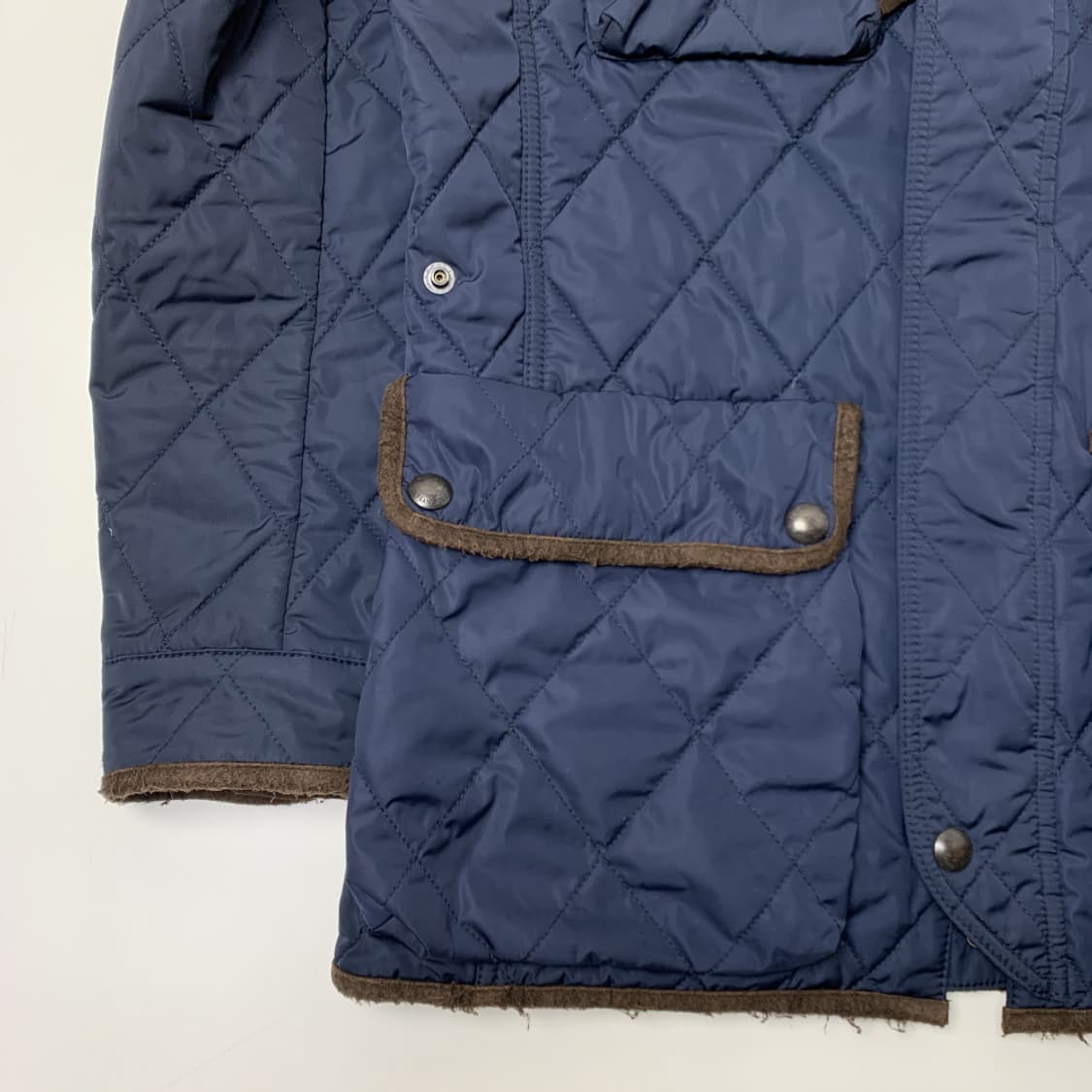 [95/정품] 빈폴 헤링본 배색 집업 퀼팅 점퍼 상품이미지4