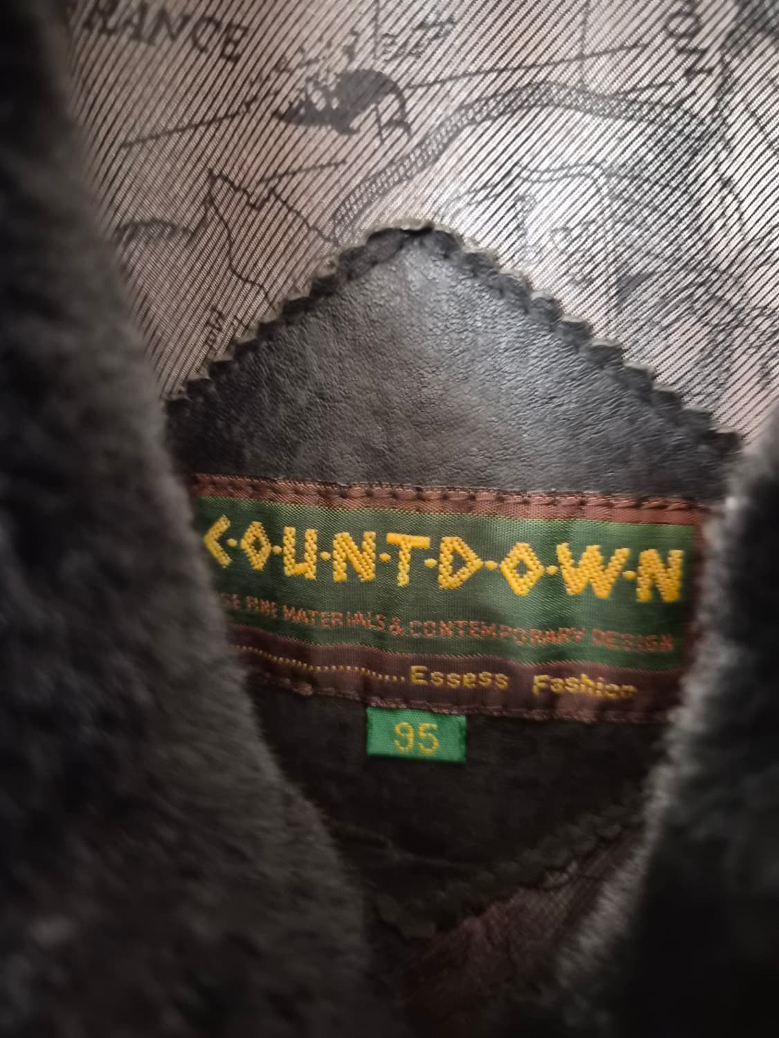 95) 카운트다운 90's 카우레더 자켓 팝니다 상품이미지3