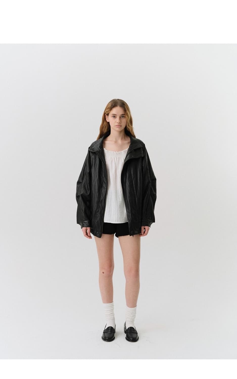 Letter Evon leather jumper 레터 하이넥 레더 자켓 상품이미지4