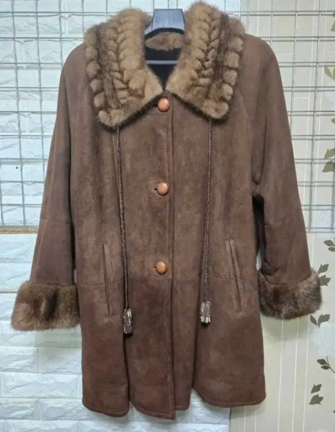 (85-96) [Sha SCha] 샤샤 여성밍크 트리밍 양가죽 무스탕코트 상품이미지1