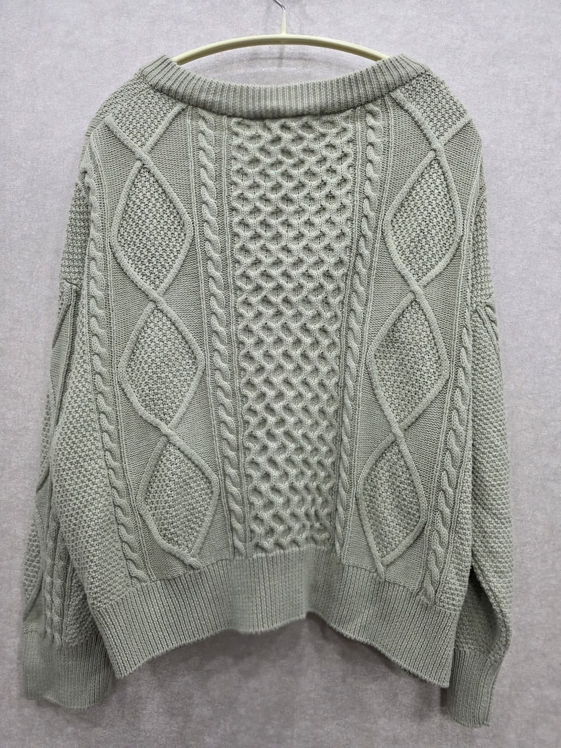 유메르 umer 루즈핏 케이블 니트 상품이미지4