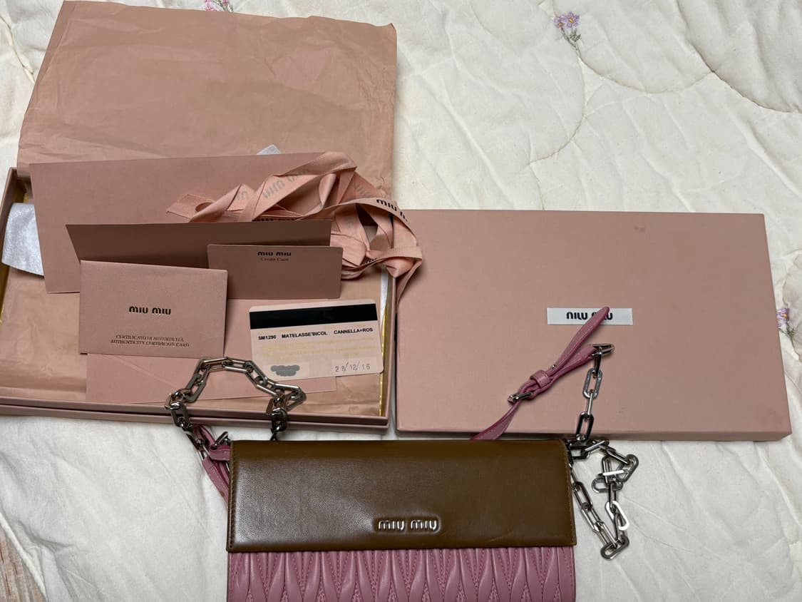 미우미우 클러치백 + 풀박스 (정품) 상품이미지2