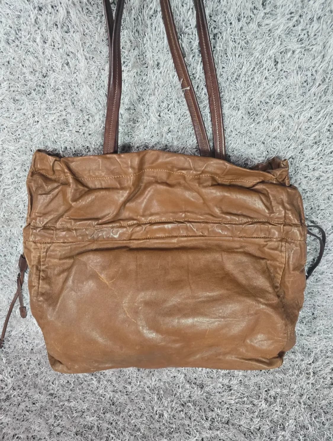 프라다 레더 빈티지 숄더백 상품이미지2