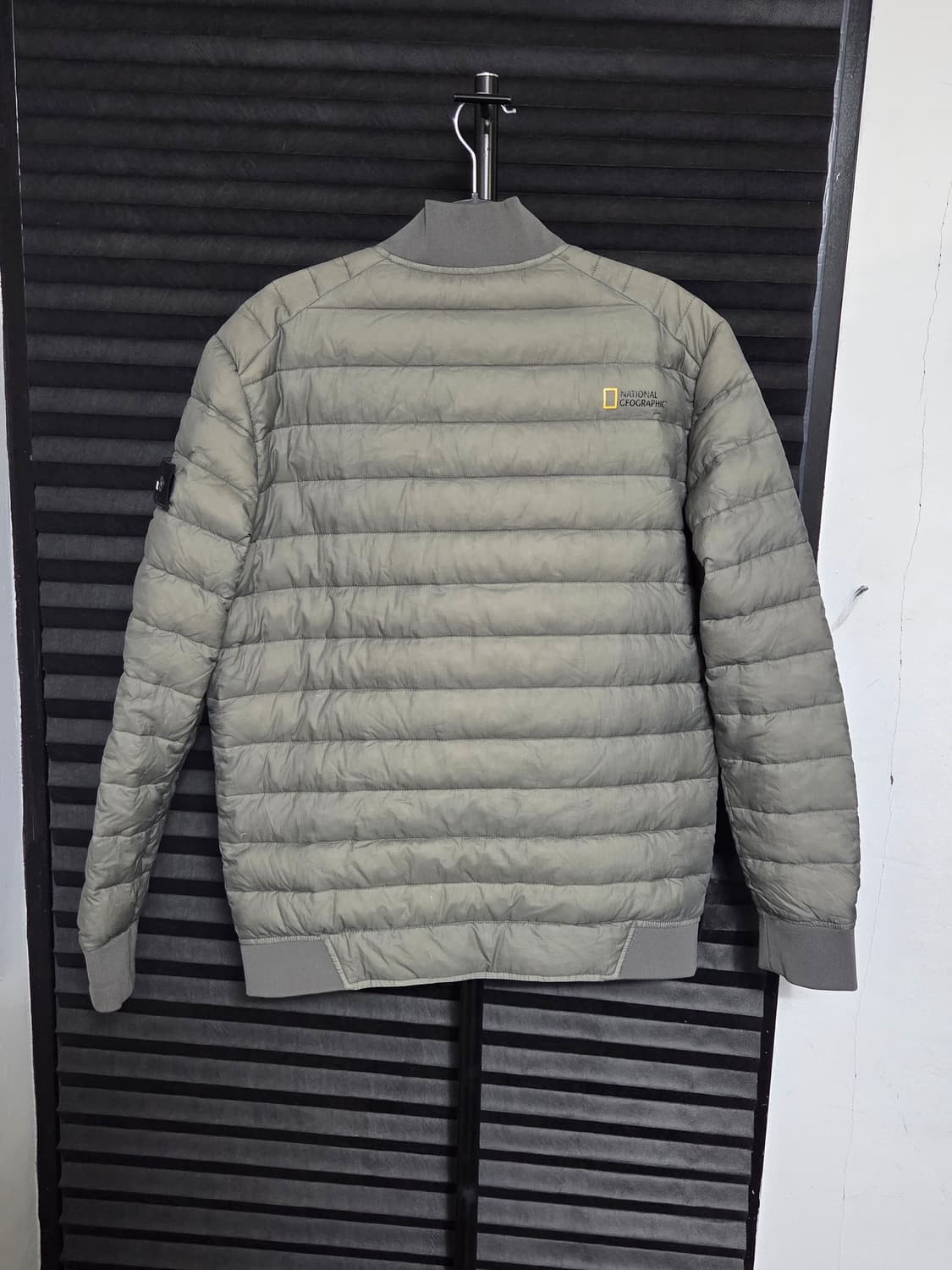 [내셔널지오그래픽] 덕다운 경량패딩 자켓 판매합니다. 상품이미지7