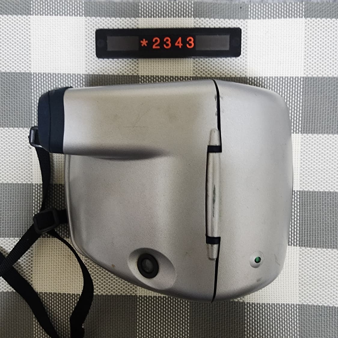 폴라로이드 600 P 실버 즉석카메라 상품이미지3