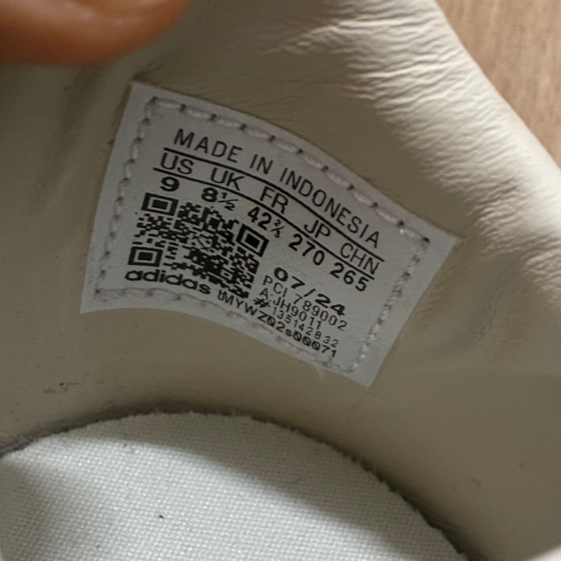 [새상품] 아디다스 X 송 포 더 뮤트 컨트리 OG 마룬 코어 블랙 상품이미지10