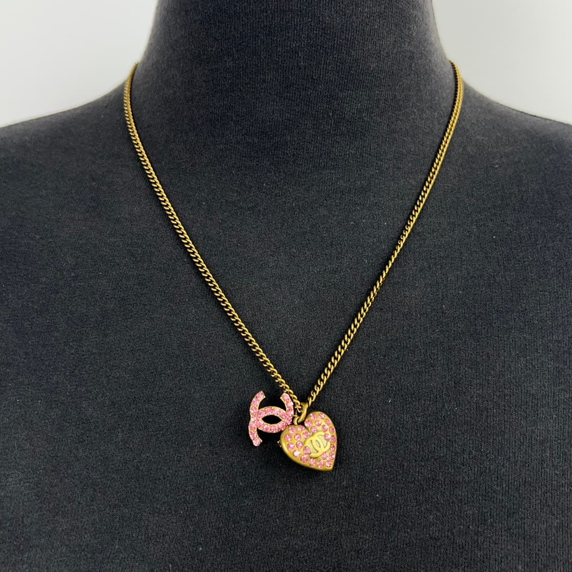 샤넬 핑크 CC 하트 크리스탈 목걸이 상품이미지2