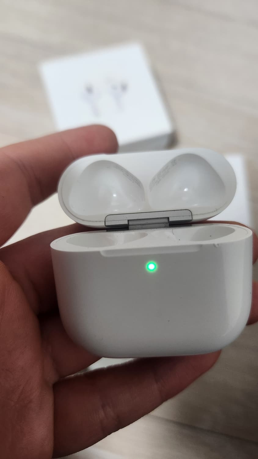 에어팟4세대 본체(일반모델)+박스 상품이미지3