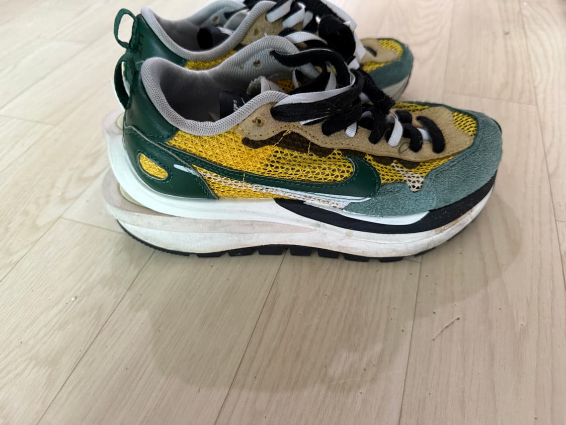 나이키 사카이 그린 옐로우 스니커즈 상품이미지4