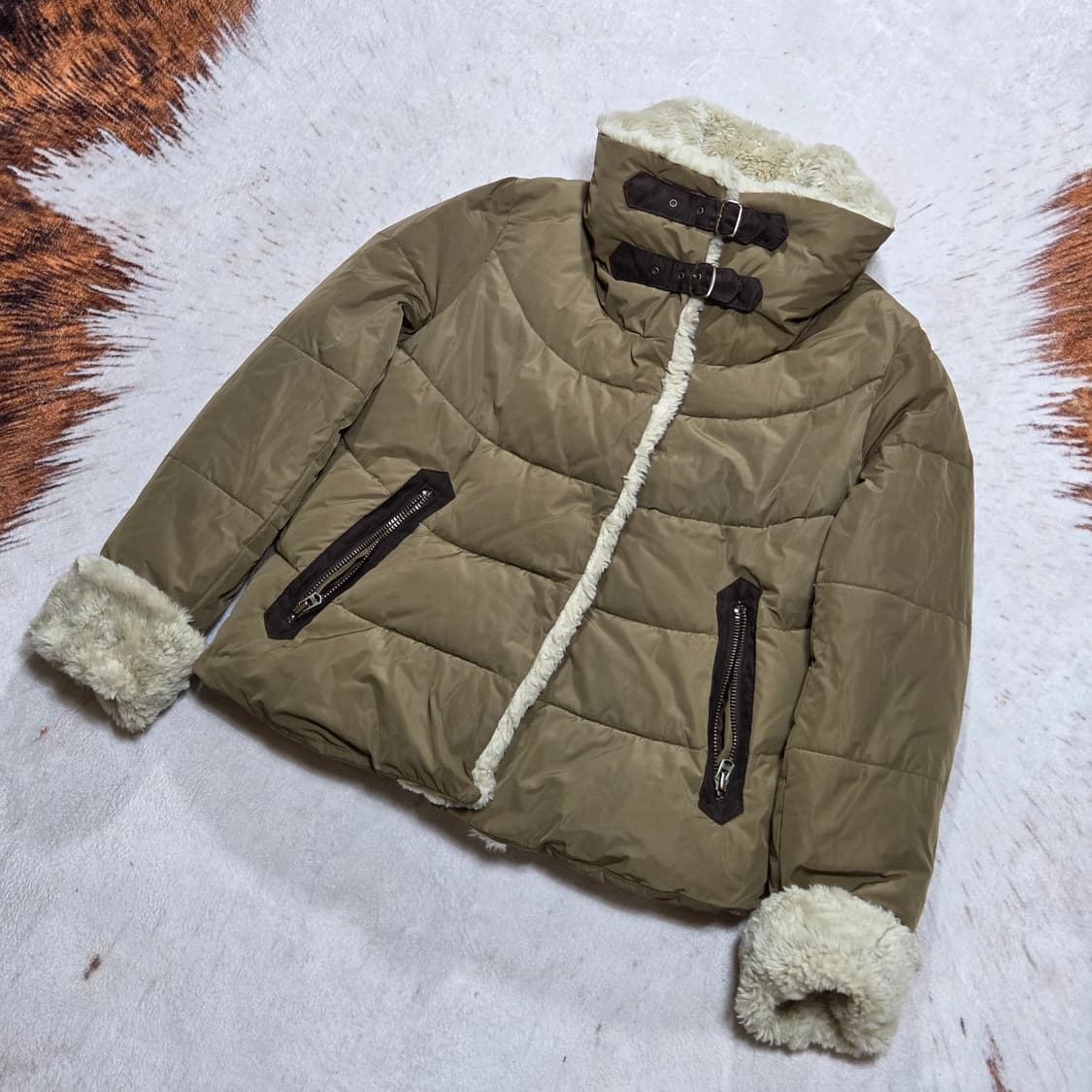 게스 퍼 카라 하이넥 패딩 점퍼 상품이미지1