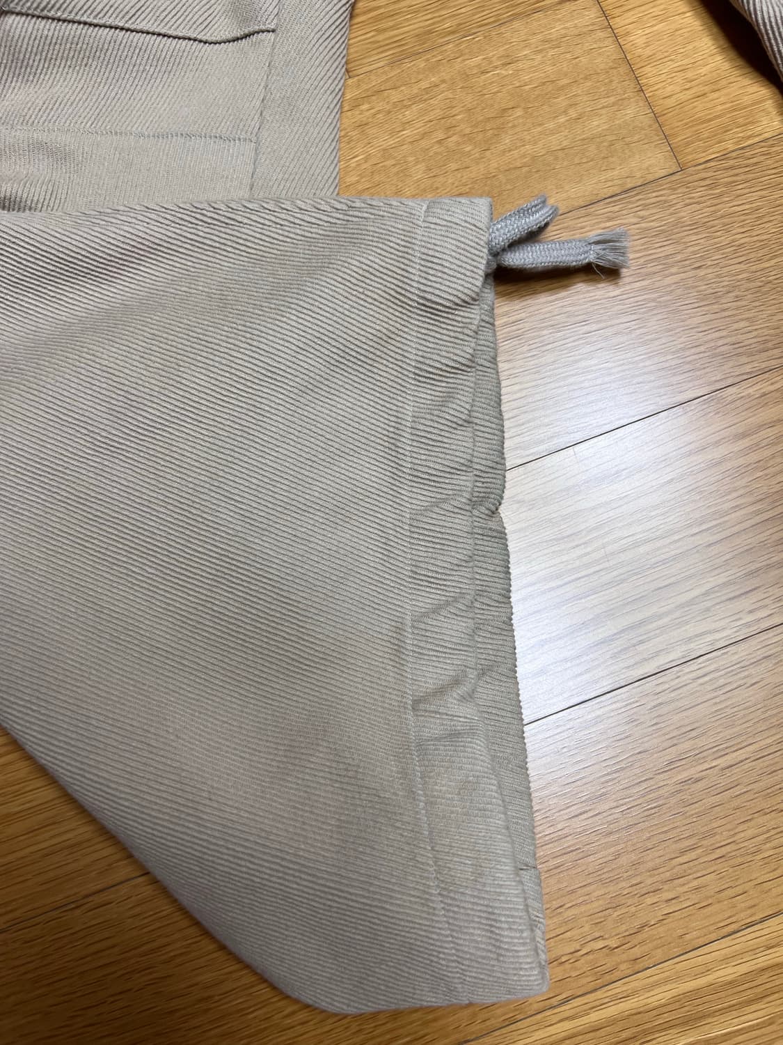 카미엔 베이지 팬츠 판매합니다 상품이미지6