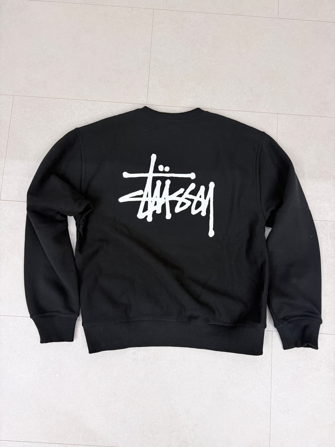 스투시 맨투맨 기모 블랙 상품이미지2