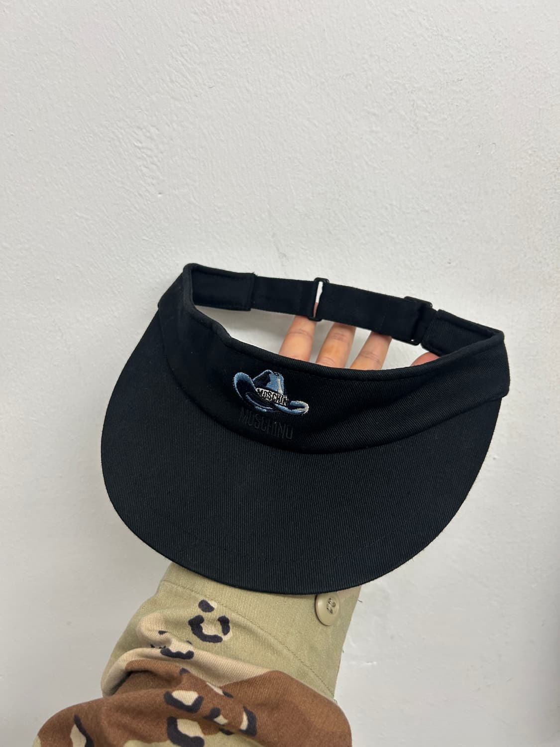 모스키노 카우보이 자수 썬바이저 썬캡 상품이미지1