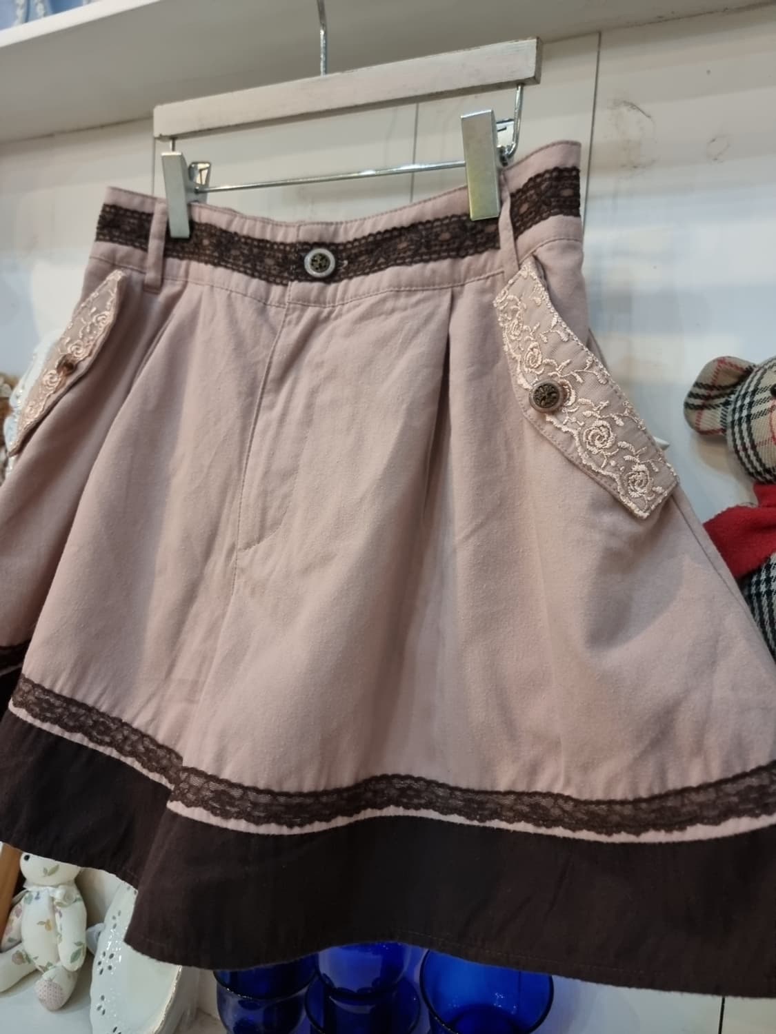 액시즈팜(Axes femme) 초콜릿무드 레이스 포켓 치마바지 상품이미지3