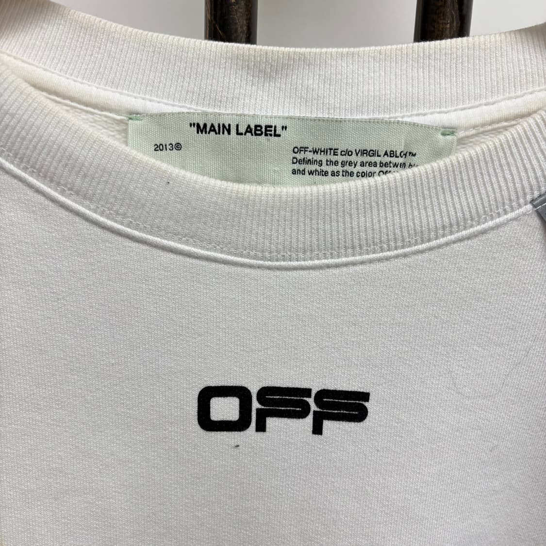 [S]오프화이트 카라바지오 맨투맨 상품이미지2