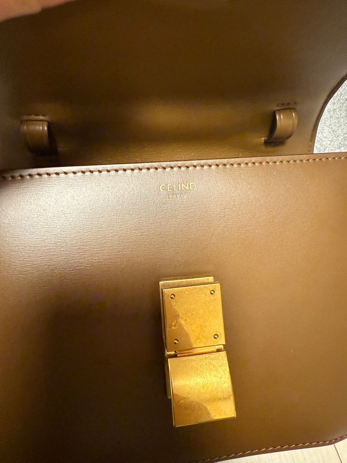 셀린느 클래식박스 카멜 틴 상품이미지4