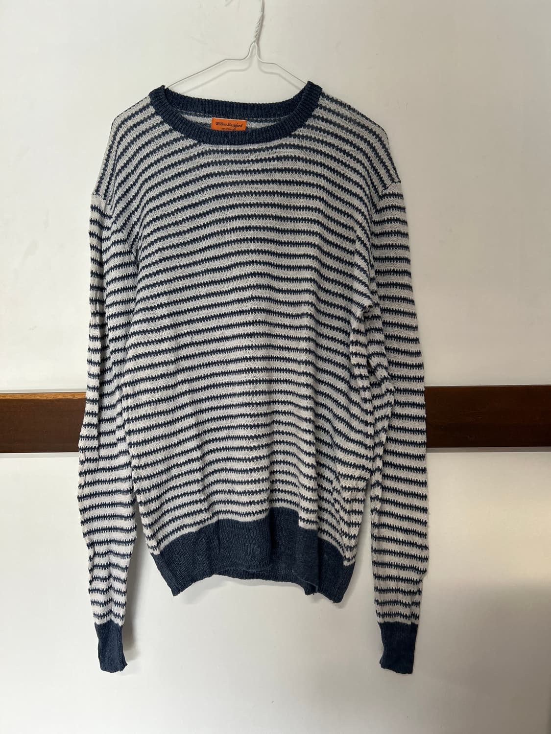 Blue striped sweater 상품이미지1
