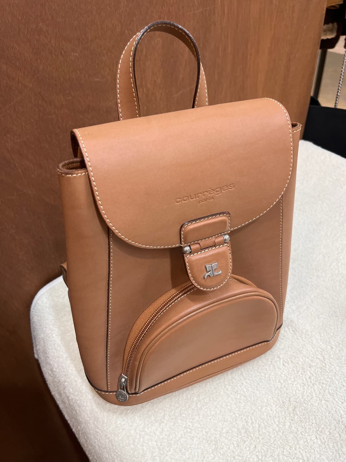 90s COURREGES 로고 가죽 백팩 브라운 상품이미지1
