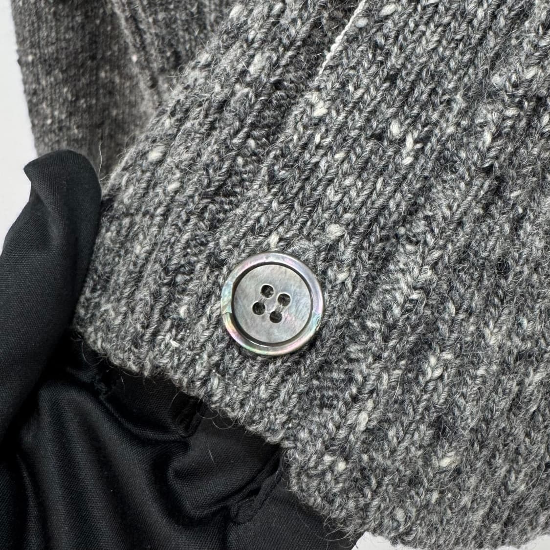 [3사이즈] 톰브라운 사선완장 모헤어 트위드 가디건 (MKC084A) 상품이미지8