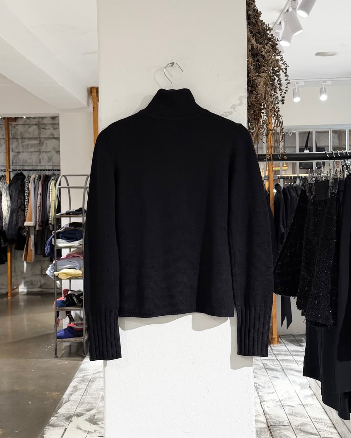 버버리 블랙 울 히든버튼 하이넥 가디건 상품이미지6