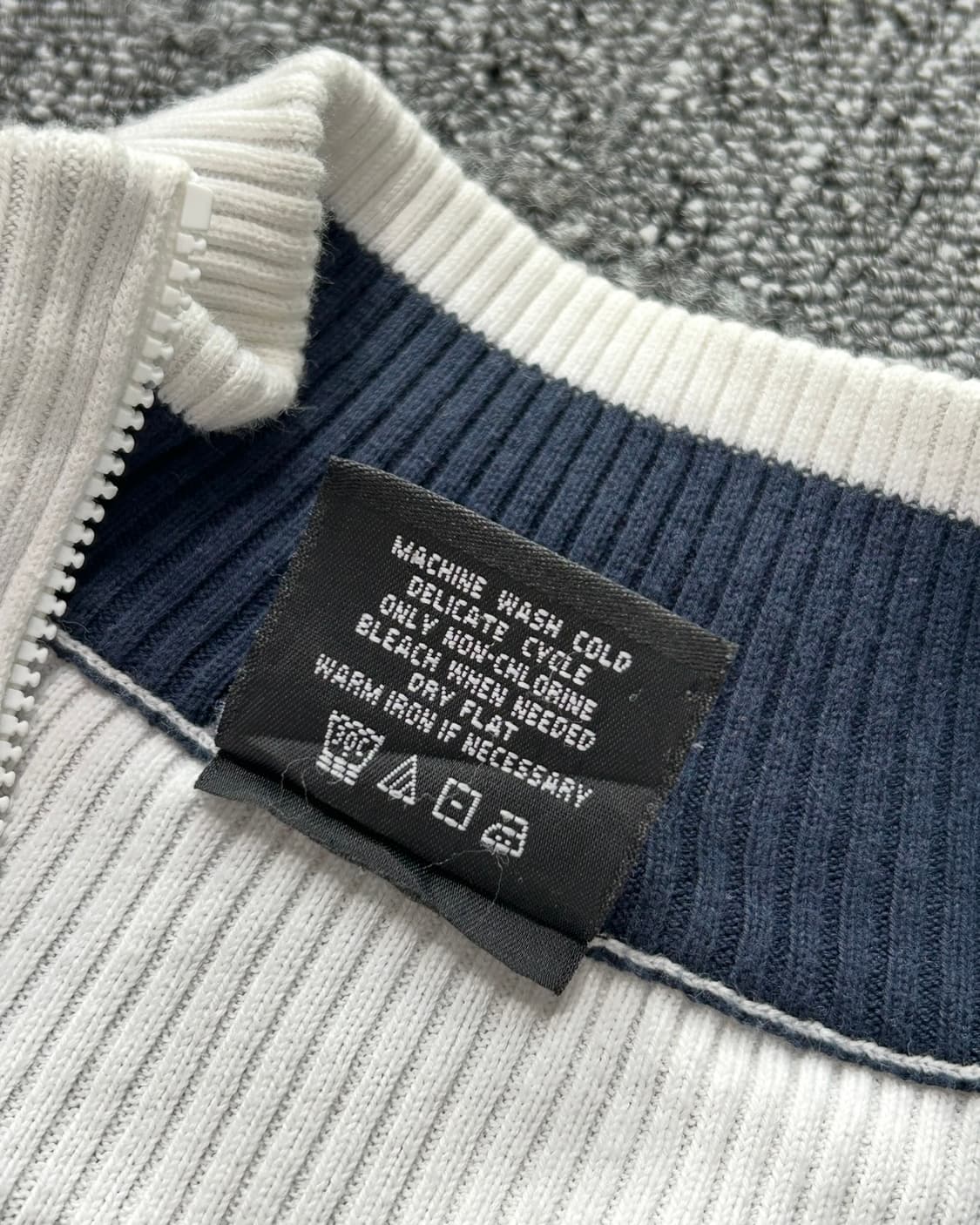 폴로 진스 성조기 넥 로고 크롭 하프집업 니트  상품이미지8