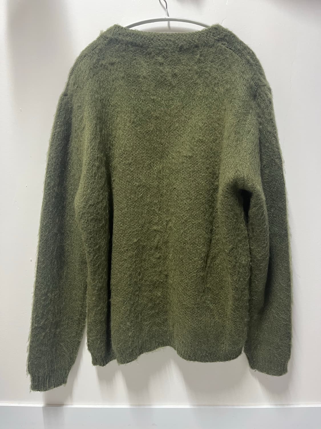 아웃스탠딩 MOHAIR CARDIGAN_OLIVE 상품이미지3