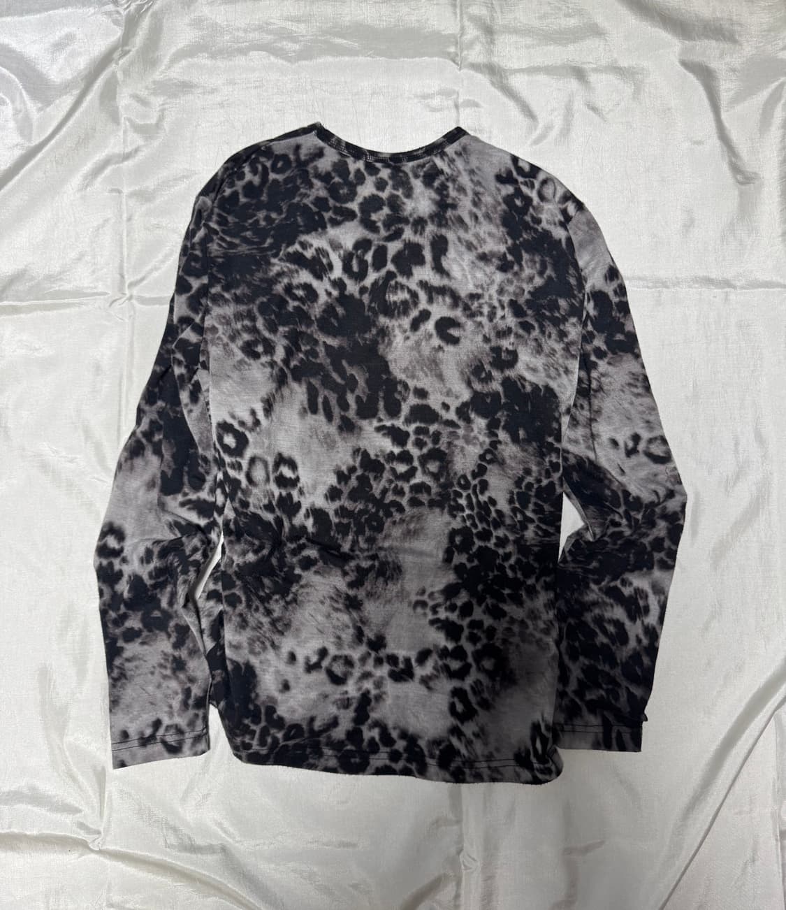 00s Leopard Design V-Neck T-shirt 상품이미지3