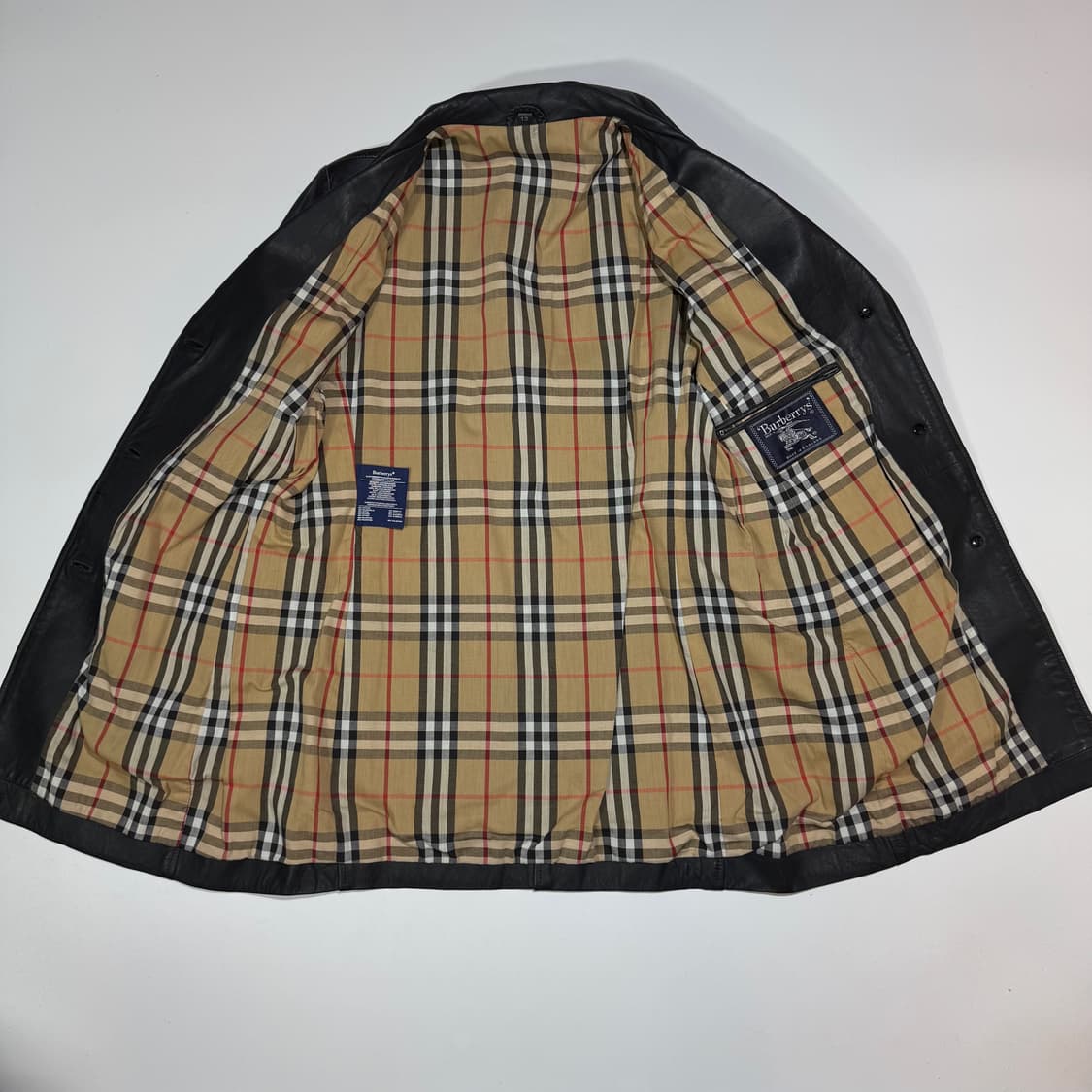 버버리 90's 블랙 롱 레더 자켓 상품이미지6